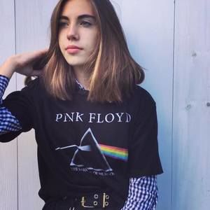 Meet your Posher, Eliane